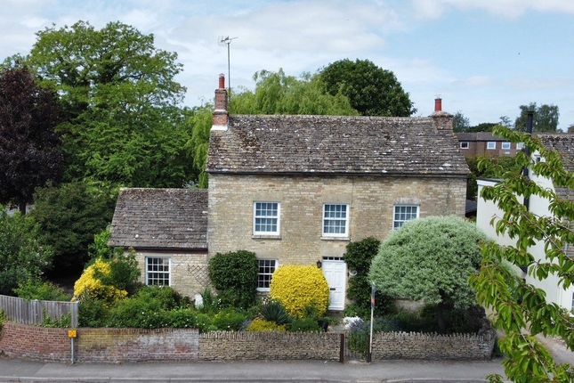 High Street, Cricklade, Swindon... 4 bed detached house for sale