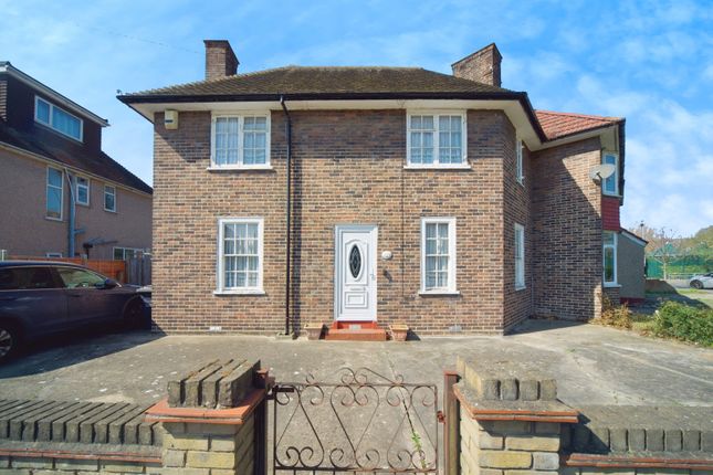 2 bedroom detached house for sale