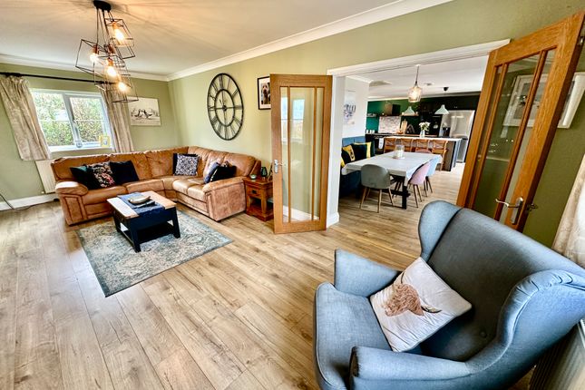 4 bedroom detached bungalow for sale