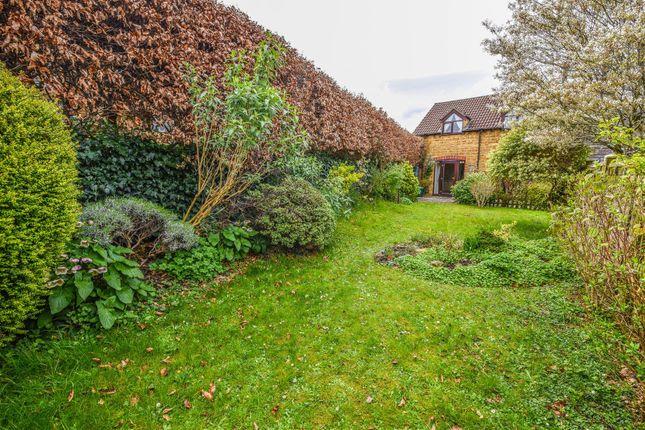 2 bedroom cottage for sale
