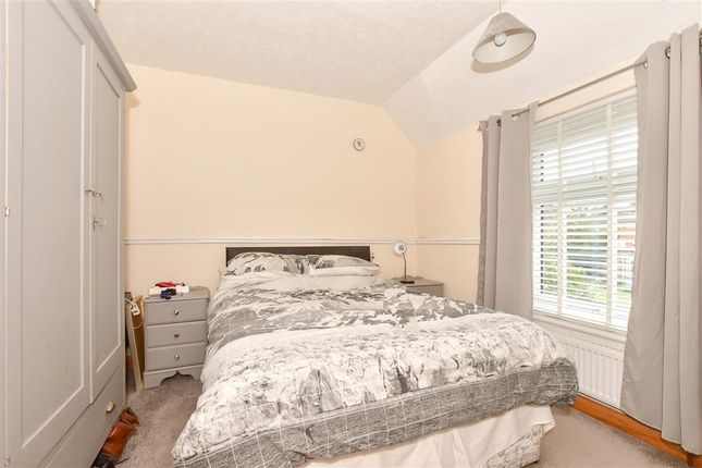 3 bed semi-detached house