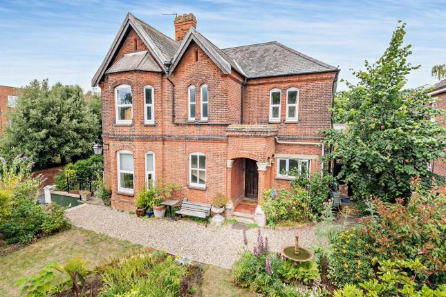 Bishops Hill, Ipswich, Suffolk 4 bed detached house for sale