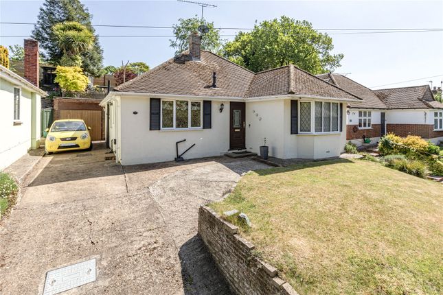Rowtown, Row Town, Surrey, KT15 3 bed bungalow for sale