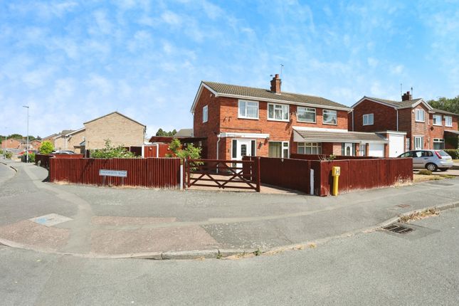 3 bedroom semi-detached house for sale