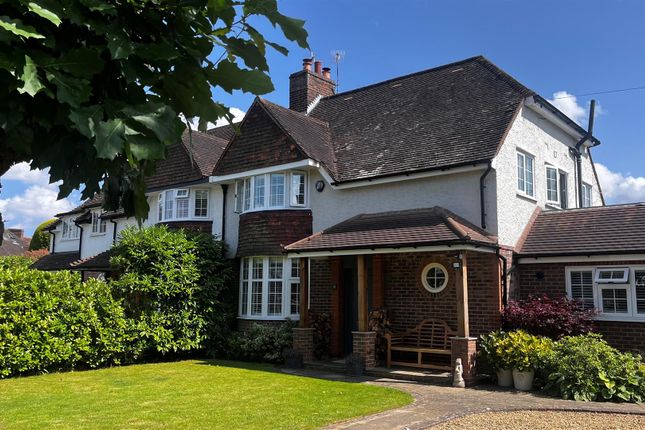 4 bedroom semi-detached house for sale