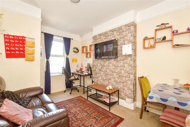1 bed flat
