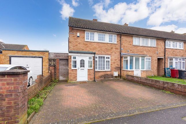 Cockett Road, Langley SL3 3 bed end of terrace house for sale
