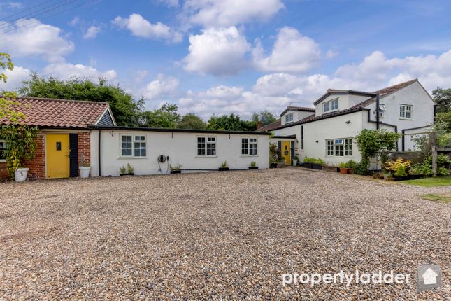 4 bedroom cottage for sale