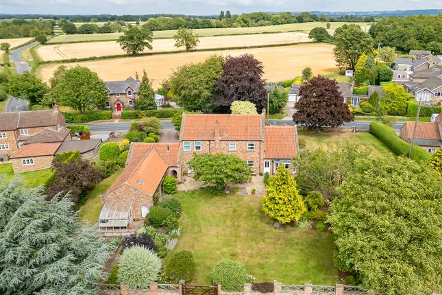 Main Street, Holtby, York, YO19 5UD 4 bed detached house for sale