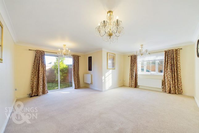 Crocus Street, Wymondham 5 bed detached house for sale
