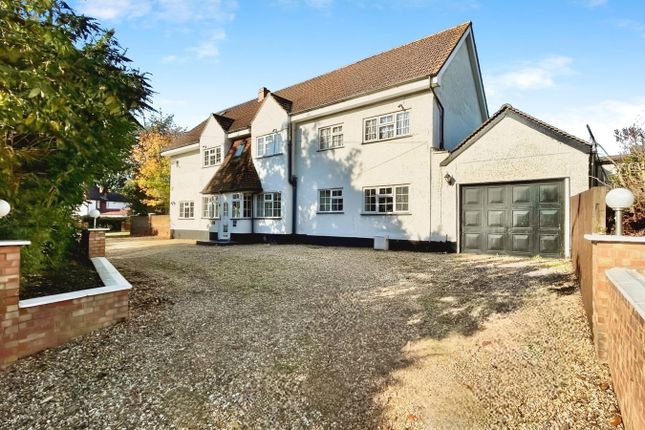Richings Way, Richings Park SL0 5 bed detached house for sale