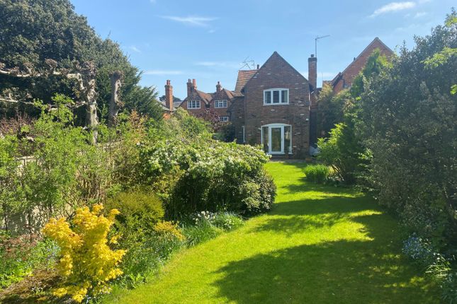 High Street, Odiham, Hook, Hampshire 4 bed terraced house for sale