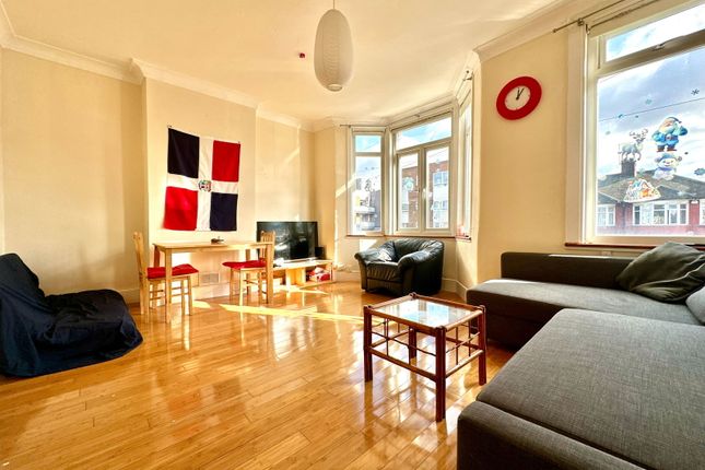 Shelbourne Road, London N17 1 bed flat for sale