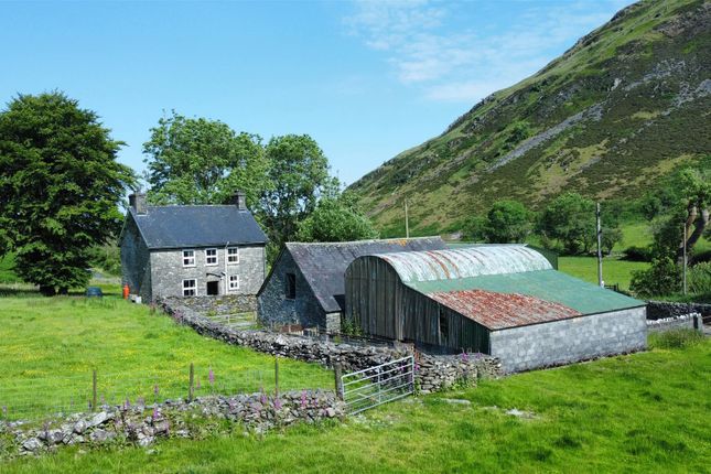 Tregaron 5 bed property with land for sale