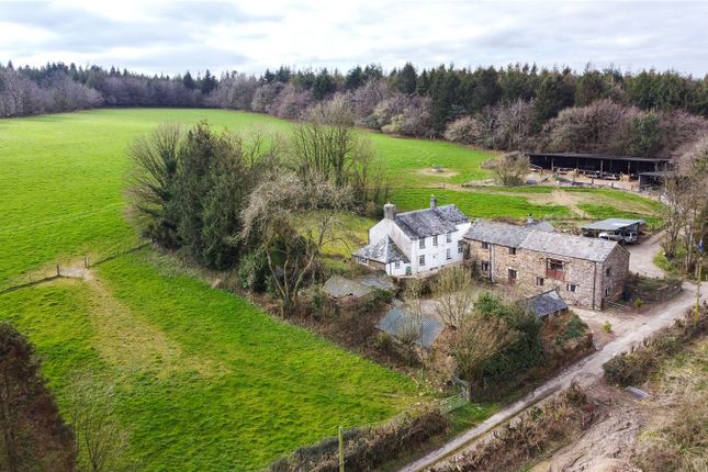 8 bedroom farm house for sale