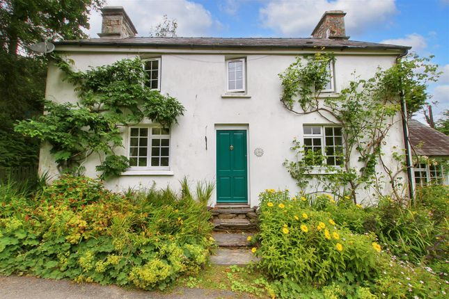 Coed Y Bryn, Llandysul 4 bed detached house for sale