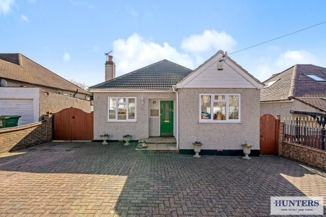 Buckingham Avenue, Welling 3 bed detached bungalow for sale
