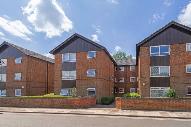 Berkeley Court, Nightingale Way... 1 bed flat for sale