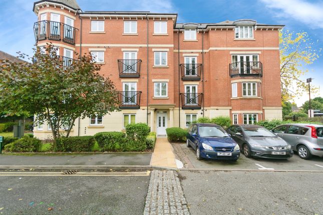 2 bedroom flat for sale