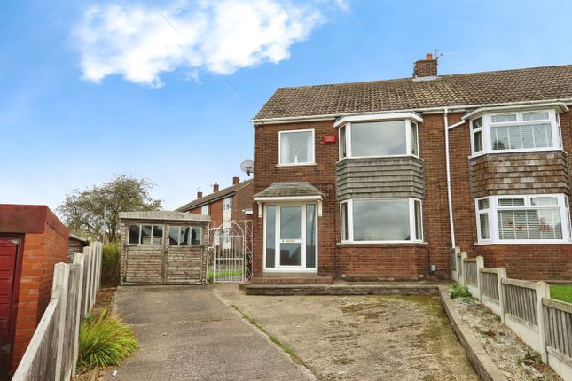 Clarke Crescent, Normanton WF6 4 bed semi