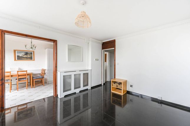 Kennington Lane, Kennington, London... 2 bed flat for sale