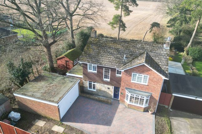 St Michaels Close, North Waltham, RG25 5 bed detached house for sale