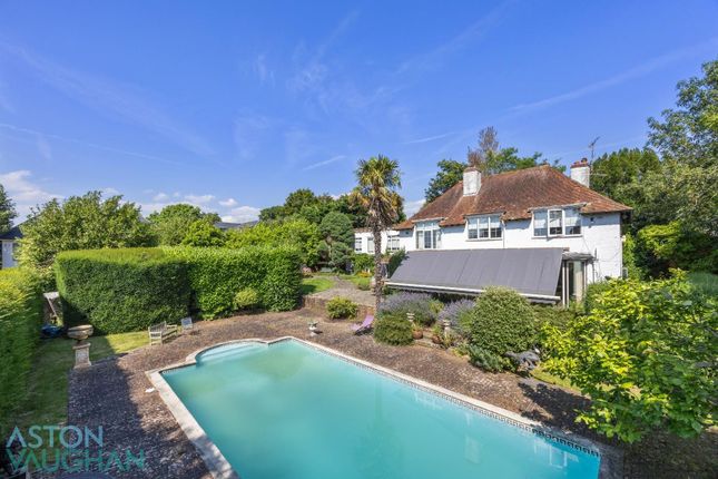 Tongdean Road, Hove BN3 5 bed detached house for sale
