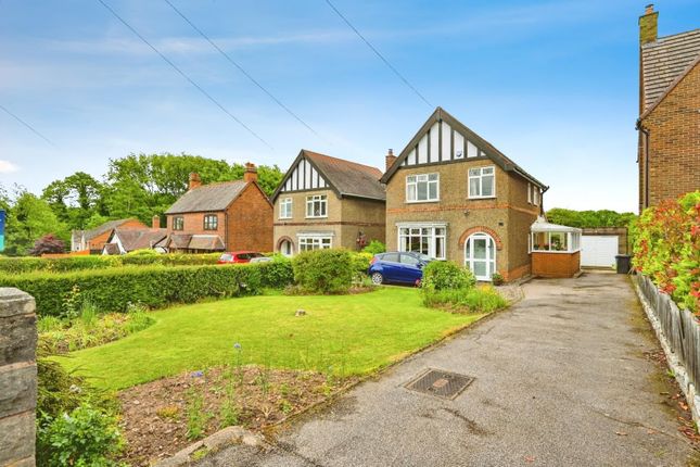 New Road, Armitage 3 bed detached house for sale