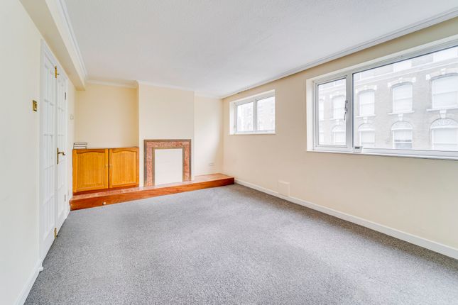 3 bed flat