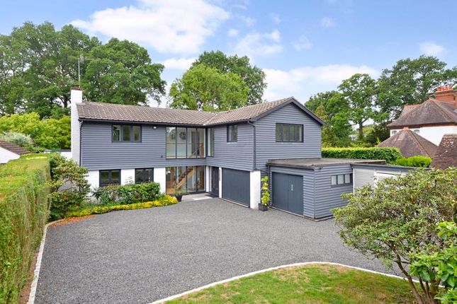 Woodland Avenue, Cranleigh 4 bed detached house for sale