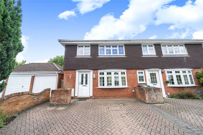 The Cedars, Surrey GU1 3 bed end of terrace house for sale