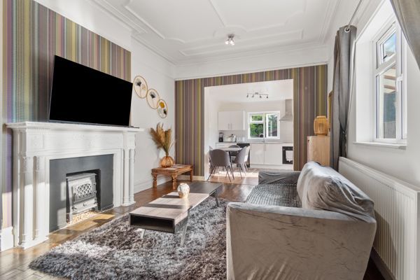 Olive Road, London NW2 2 bed flat for sale