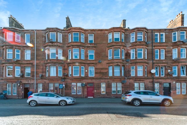 2 bedroom ground floor flat for sale