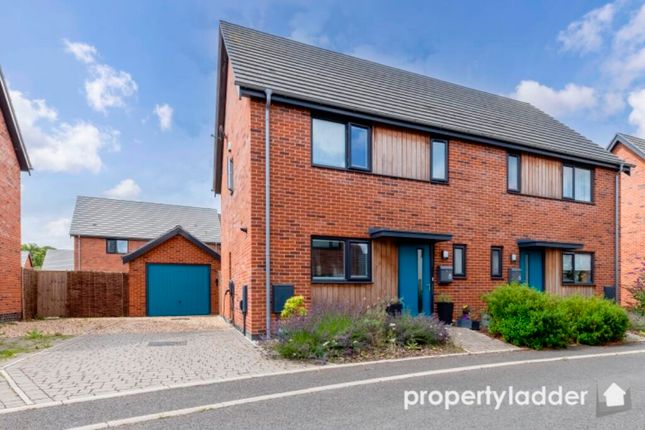 3 bedroom semi-detached house for sale