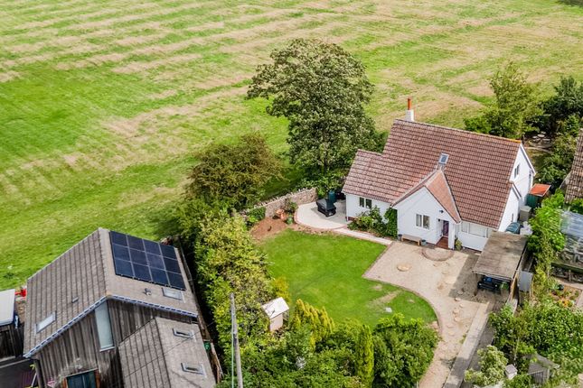 Almondsbury, Bristol BS32 4 bed detached bungalow for sale