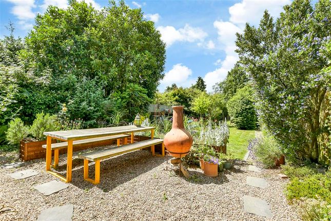 Hitchings Way, Reigate, Surrey 4 bed semi