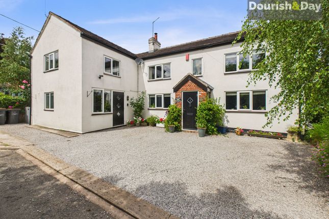 Chapel Lane, Market Drayton TF9 4 bed detached house for sale