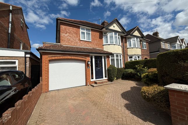 Dunstable, Bedfordshire LU5 3 bed semi