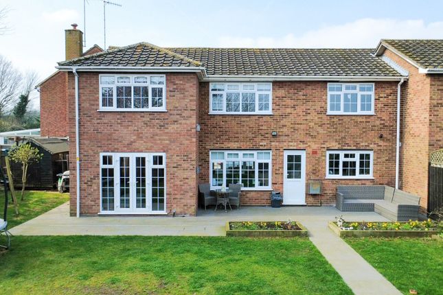Temple Mead, Harlow CM19 4 bed end of terrace house for sale