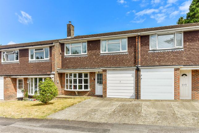 Court Close, Liphook 3 bed terraced house for sale