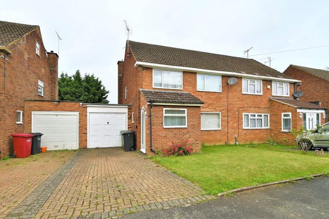 Barton Road, Langley, Berkshire, SL3 3 bed semi