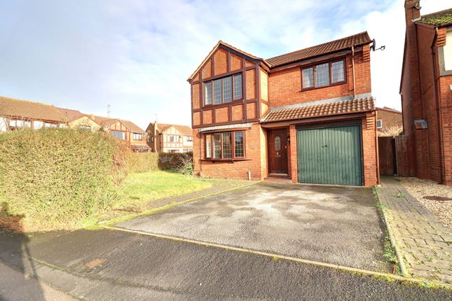 Denstone Avenue, Stafford ST17 3 bed detached house for sale