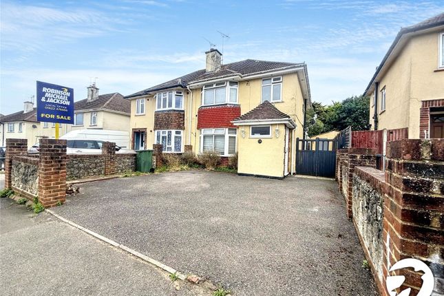 Worcester Road, Maidstone, Kent, ME15 3 bed semi