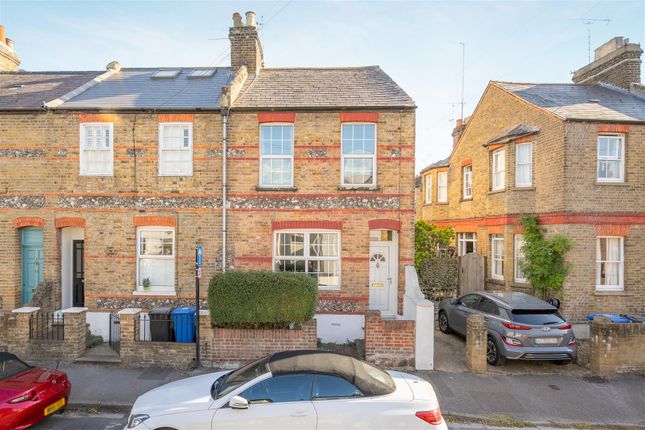 Oxford Road, Windsor 3 bed end of terrace house for sale