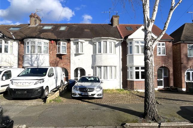 Woodfield Drive, Barnet EN4 3 bed terraced house for sale