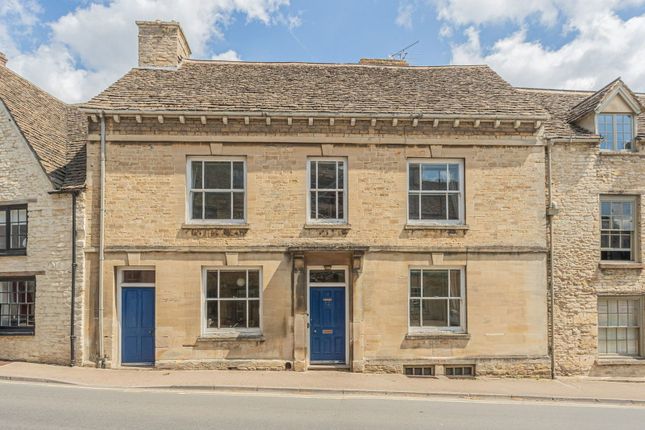 6 bedroom town house for sale
