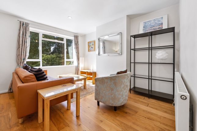 Eric Fletcher Court, Essex Road... 2 bed maisonette for sale