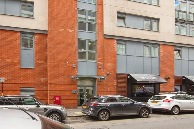 2 bedroom flat for sale