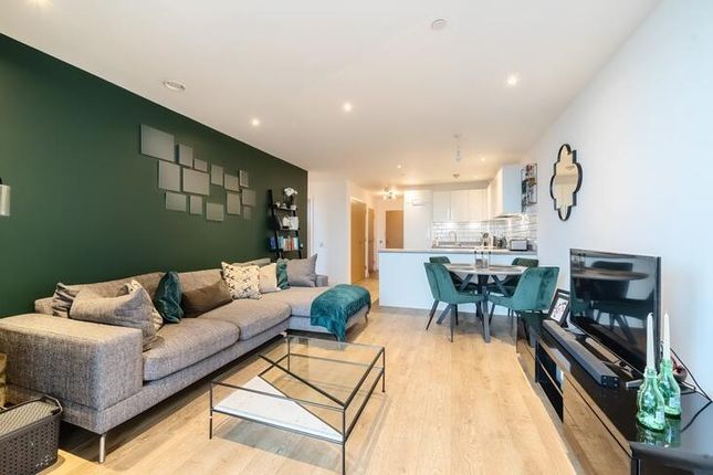 Gambit Avenue, Oakgrove, Milton Keynes 2 bed apartment for sale