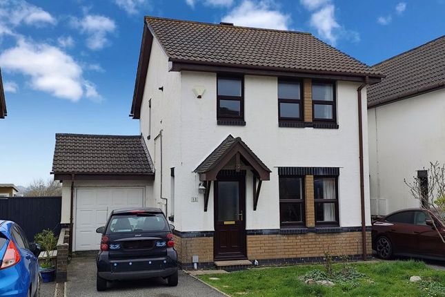 Meadowside, Newquay TR7 3 bed detached house for sale
